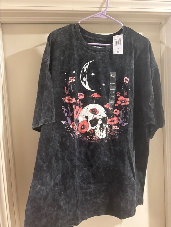 Ripple Junction Tops - Ripple Junction Skull Floral Moon Mineral Wash Graphic Tee XL NWT Goth